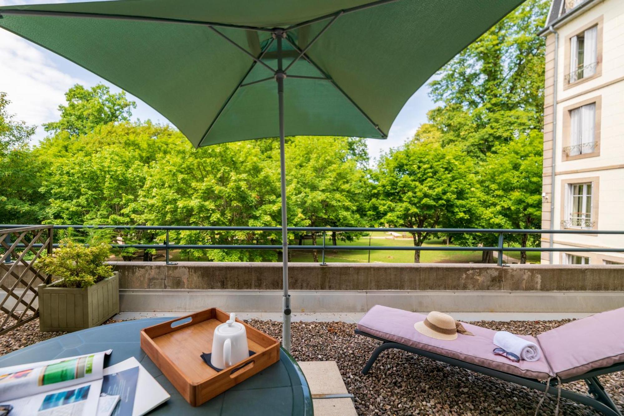 Hotel Cerise - Les Sources Luxeuil-Les-Bains Buitenkant foto