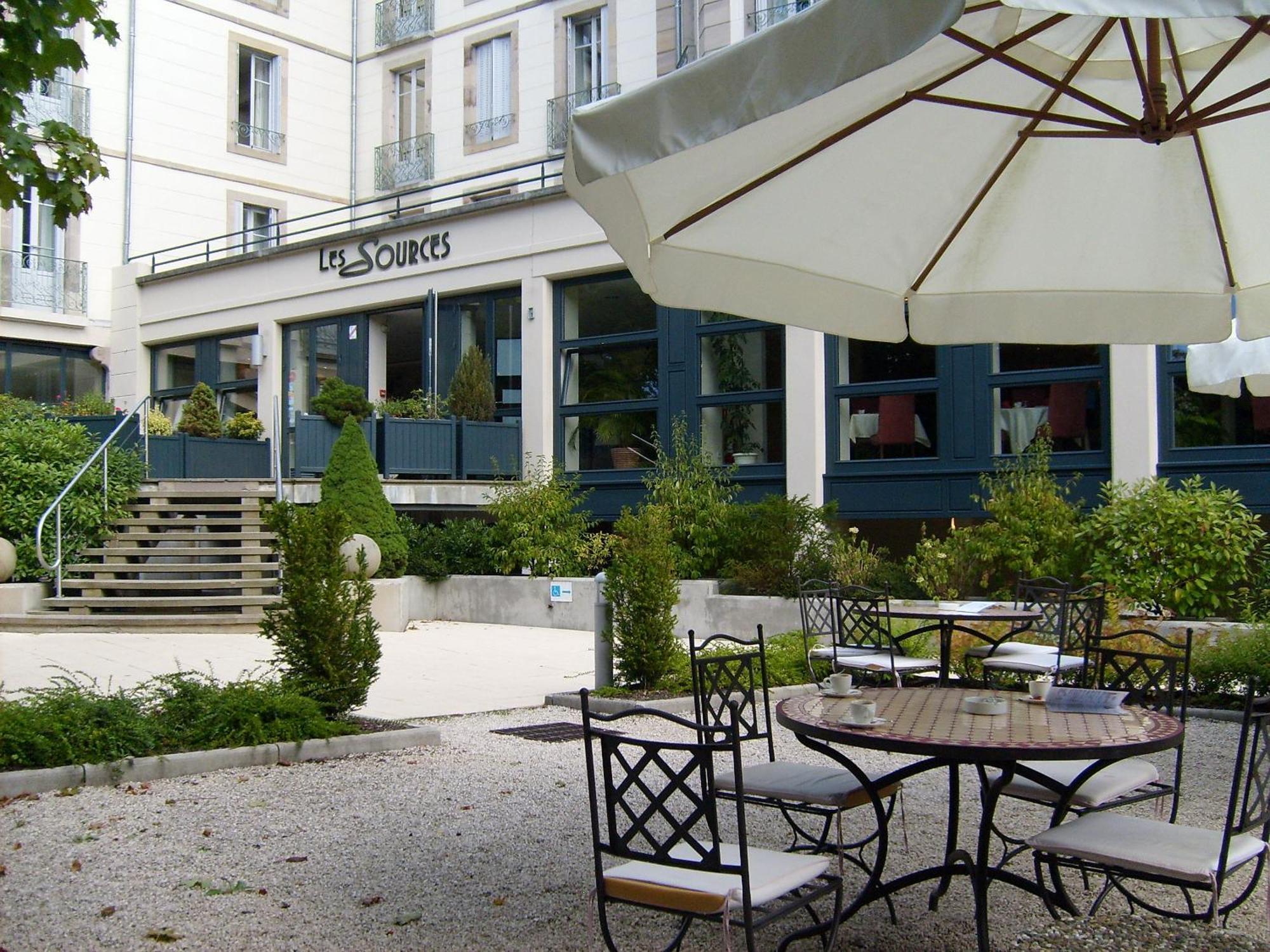Hotel Cerise - Les Sources Luxeuil-Les-Bains Buitenkant foto