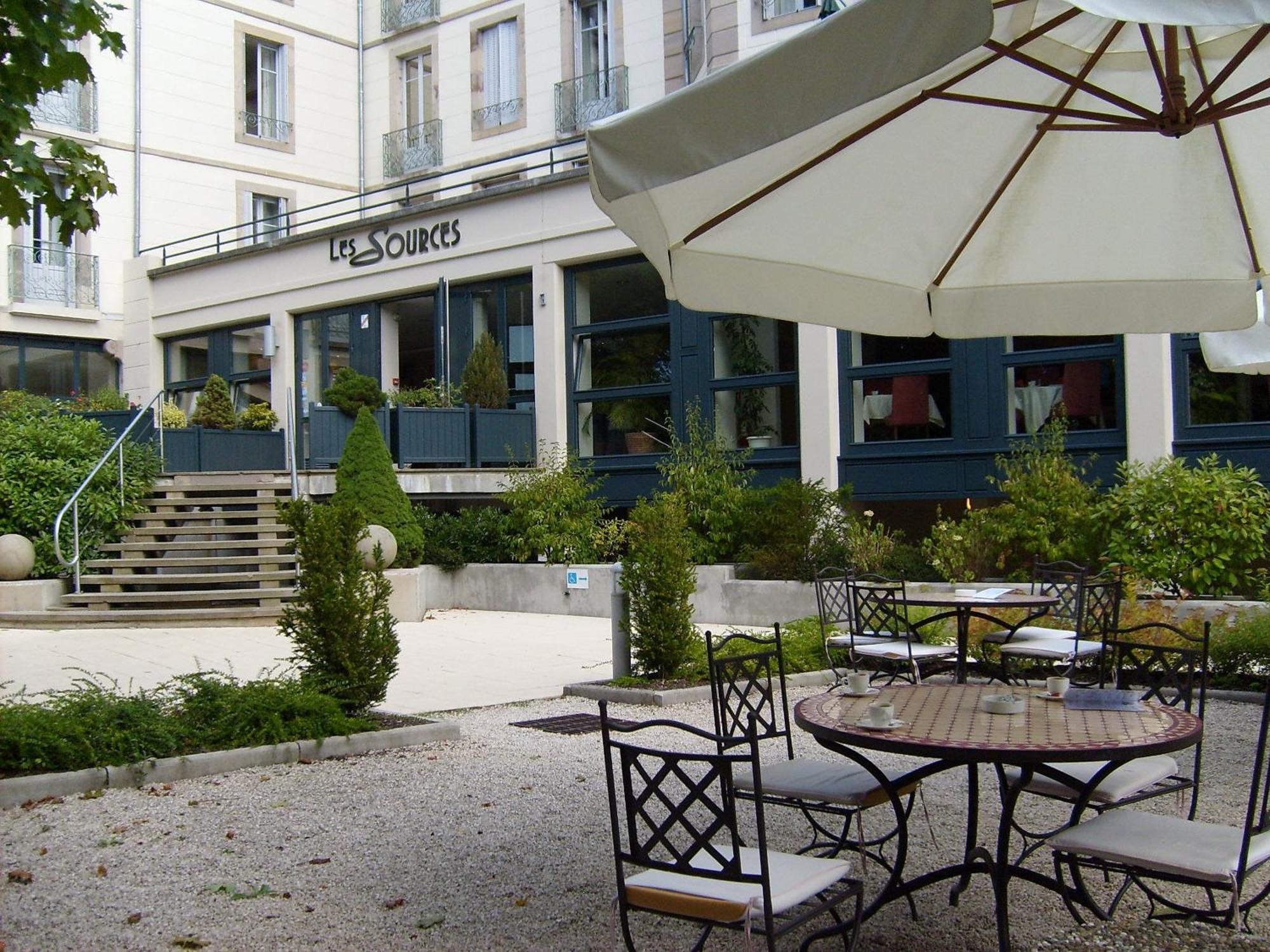 Hotel Cerise - Les Sources Luxeuil-Les-Bains Buitenkant foto
